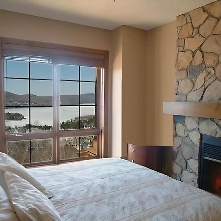 Luxurious Equinoxe Ski-In/Ski-Out Mont-Tremblant Exterior photo