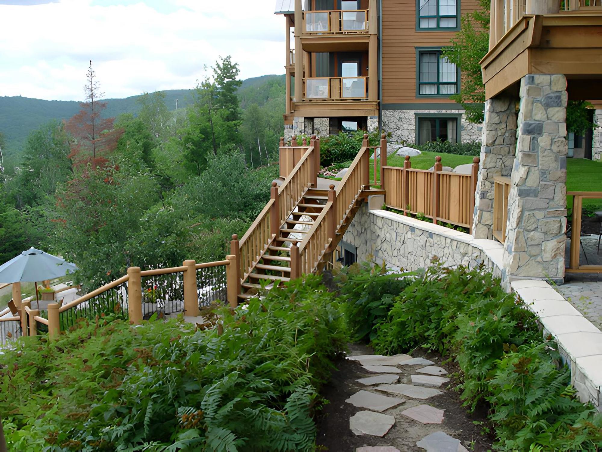 Luxurious Equinoxe Ski-In/Ski-Out Mont-Tremblant Exterior photo