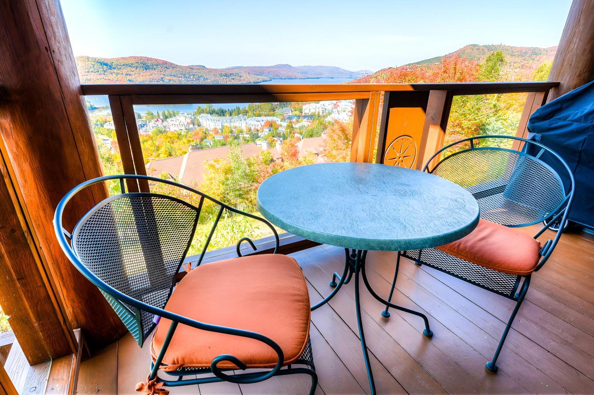 Luxurious Equinoxe Ski-In/Ski-Out Mont-Tremblant Exterior photo